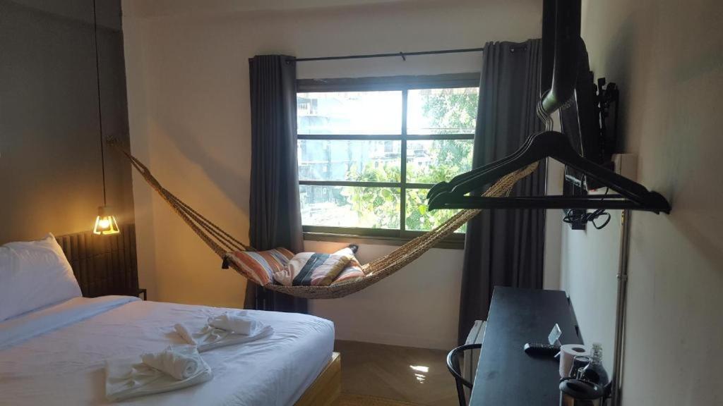 Haus Sathorn 11 Bed&Breakfast Bangkok Exterior foto