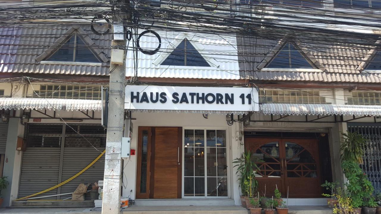 Haus Sathorn 11 Bed&Breakfast Bangkok Exterior foto
