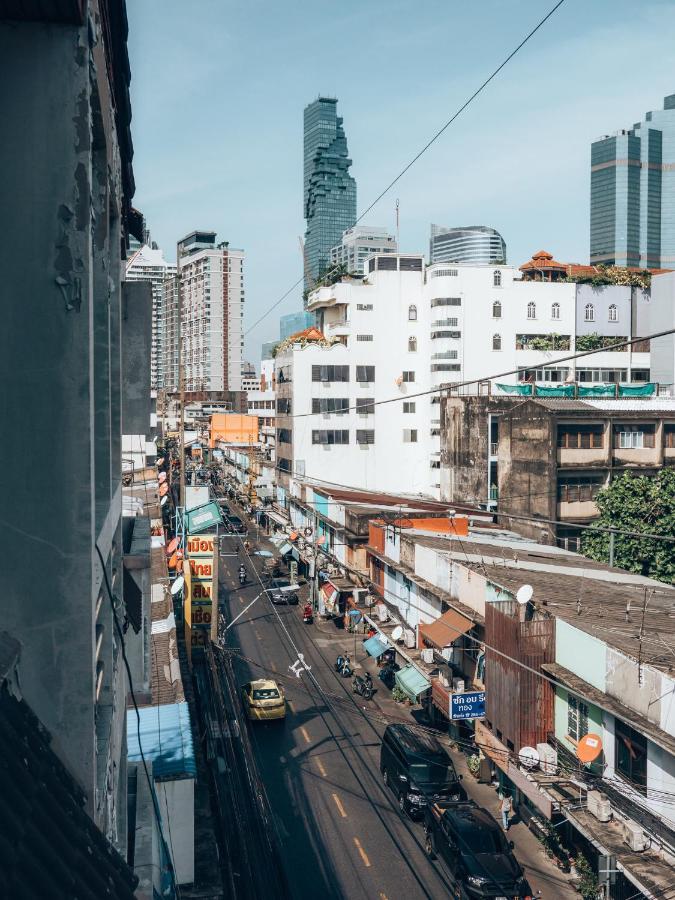 Haus Sathorn 11 Bed&Breakfast Bangkok Exterior foto